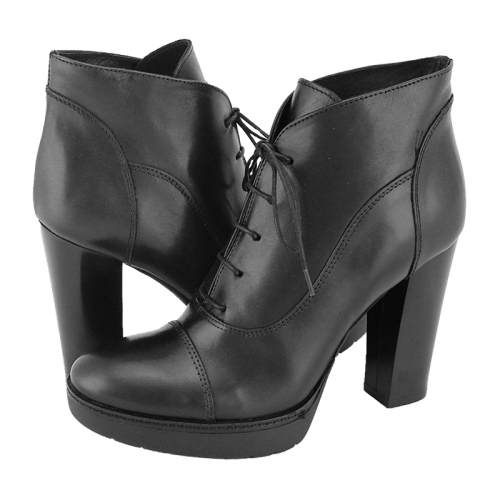 Accademia Tiaret low boots