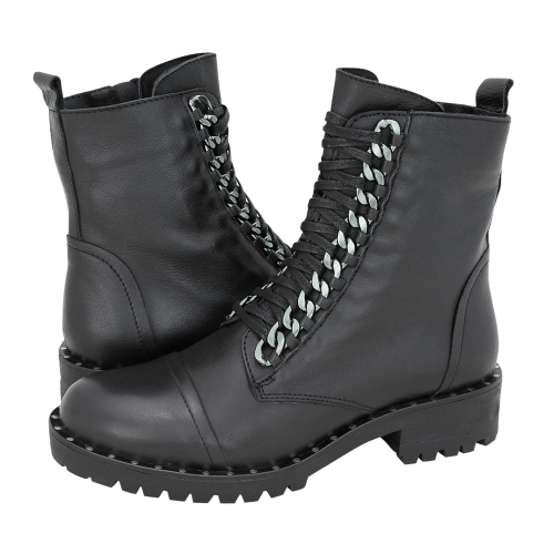 Esthissis Tassach low boots